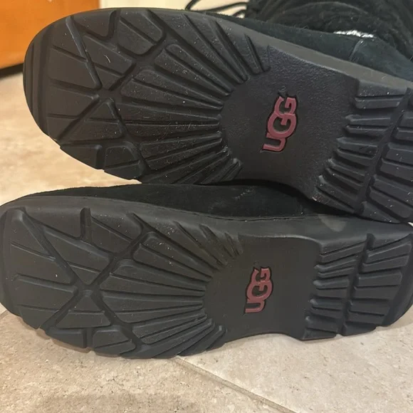 Ugg Australia boots - Picture 3 of 4